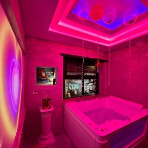 Suite met een Queen Size Bed